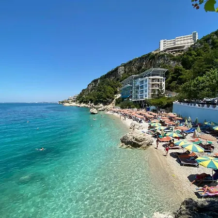 Barcelo Royal Private 公寓